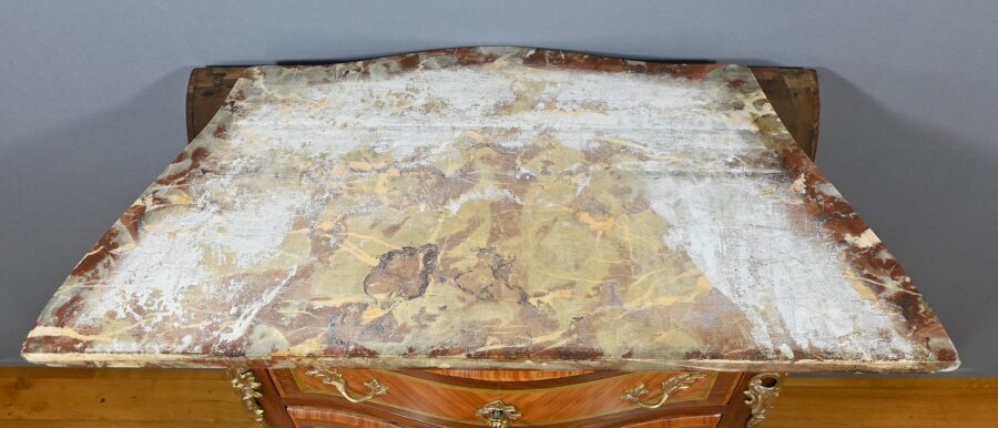 Petite Commode en Marqueterie, style Transition Louis XV / Louis XVI - Début XXe – Image 22