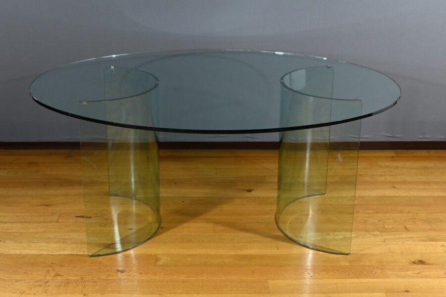 Table Ovale en Verre, attribuée à la maison Fiam, Italie – 1980